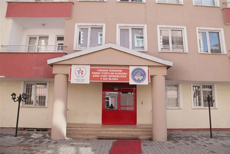 İshak Paşa Öğrenci Yurdu
