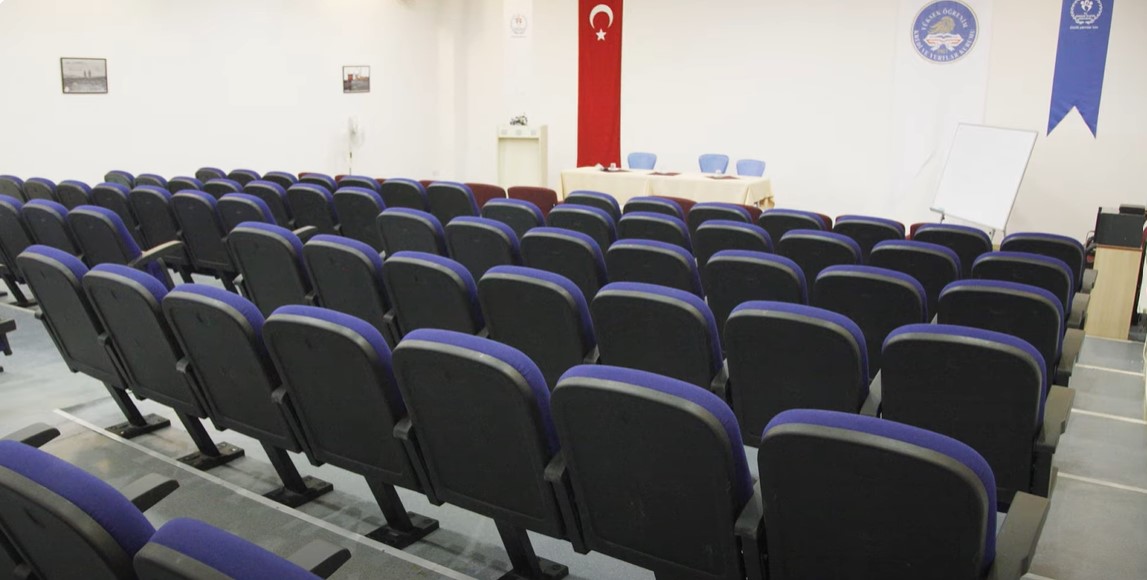 Etkinlik Salonu