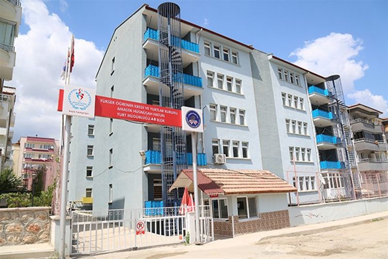 Hüsnüşah Hatun Kız Öğrenci Yurdu