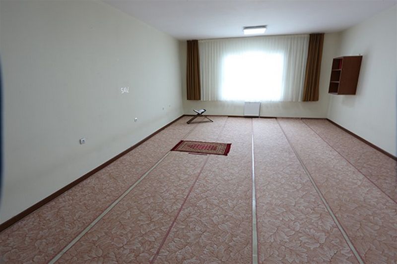 İbadet Alanı